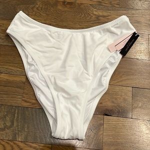 VICTORIA SECRET WHITE BOTTOM NWT